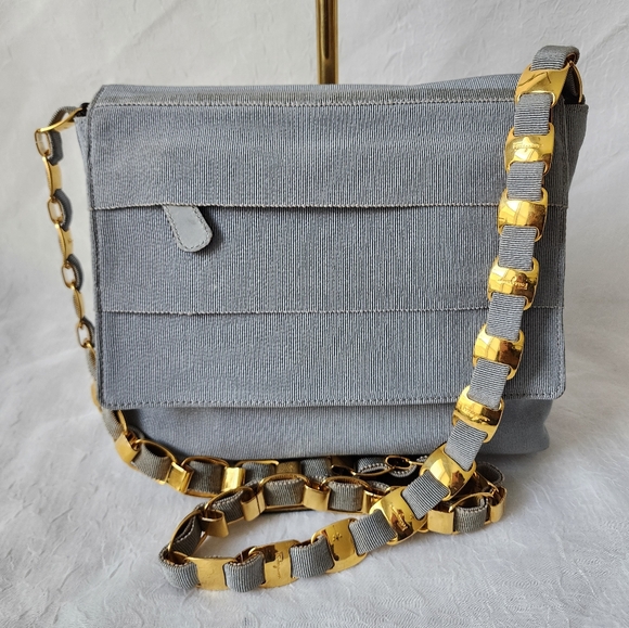 Salvatore Ferragamo Handbags - Auth Salvatore Ferragamo Shoulder/Crossbody Bag